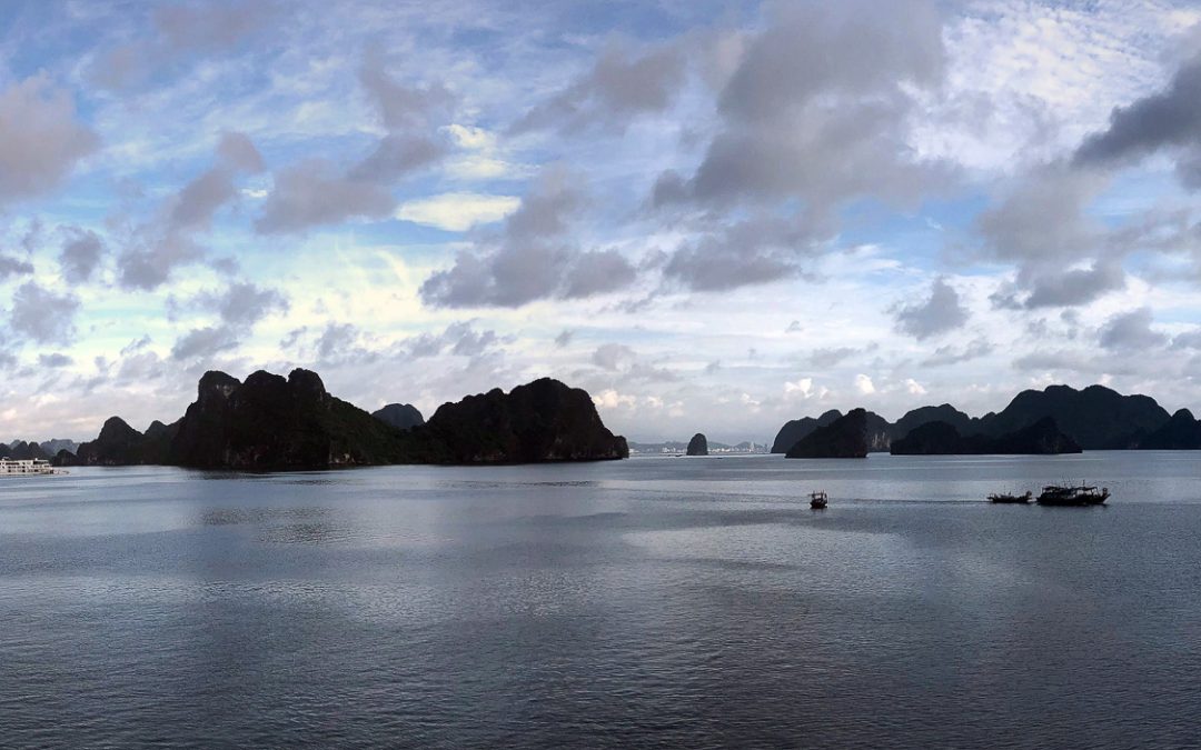 The Best Way To Explore Halong Bay – Era Cruises